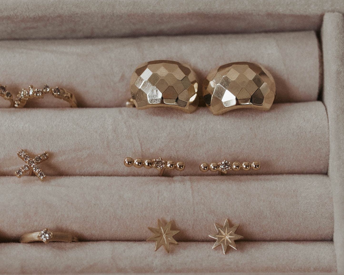 Sadie | Diamond Round Bar Earrings