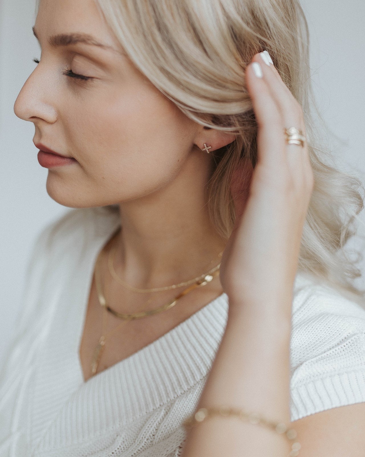 Olivia | Diamond Criss Cross Stud Earring